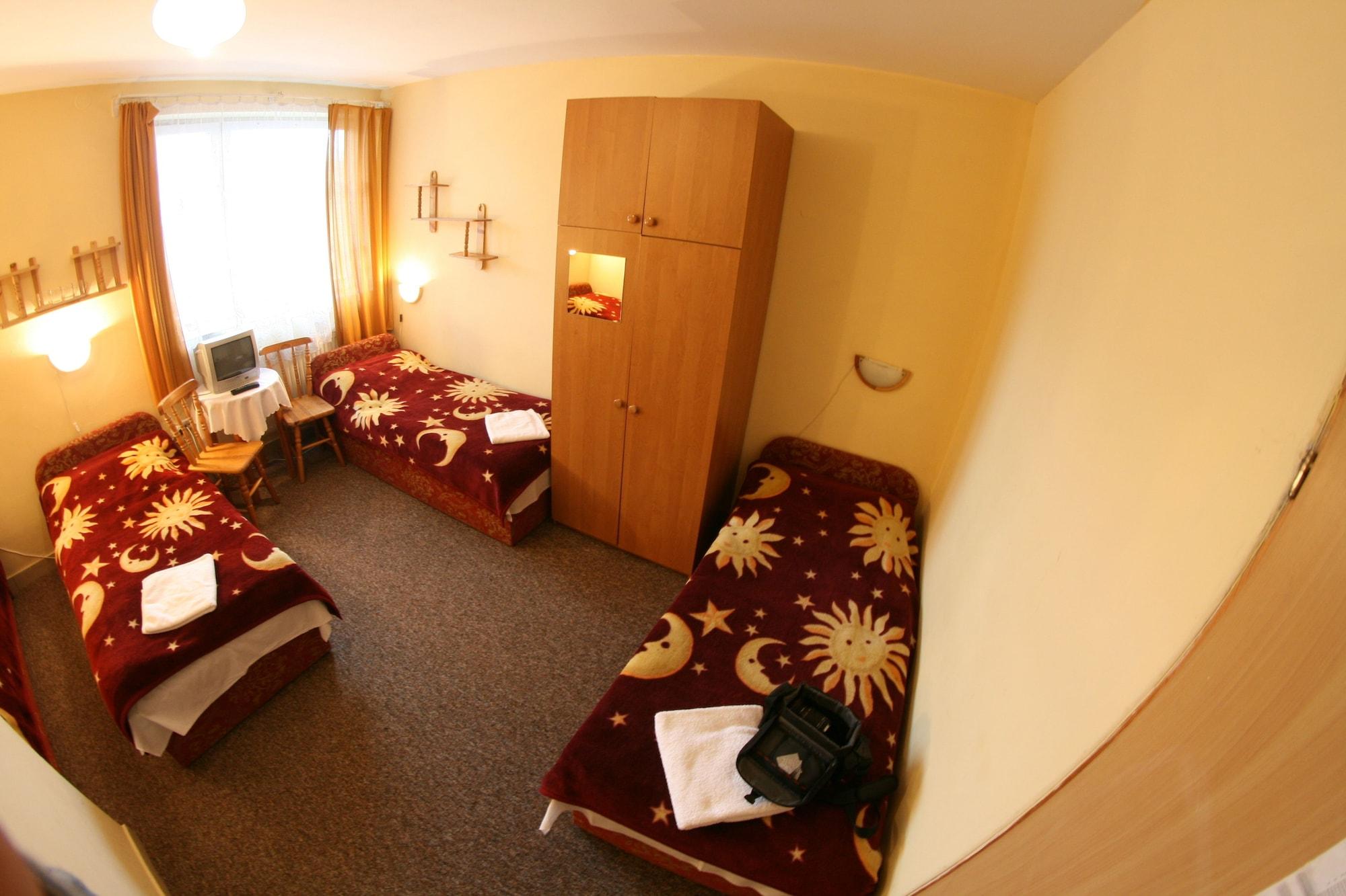 Hotel Daisy Budget Cracovia Exterior foto
