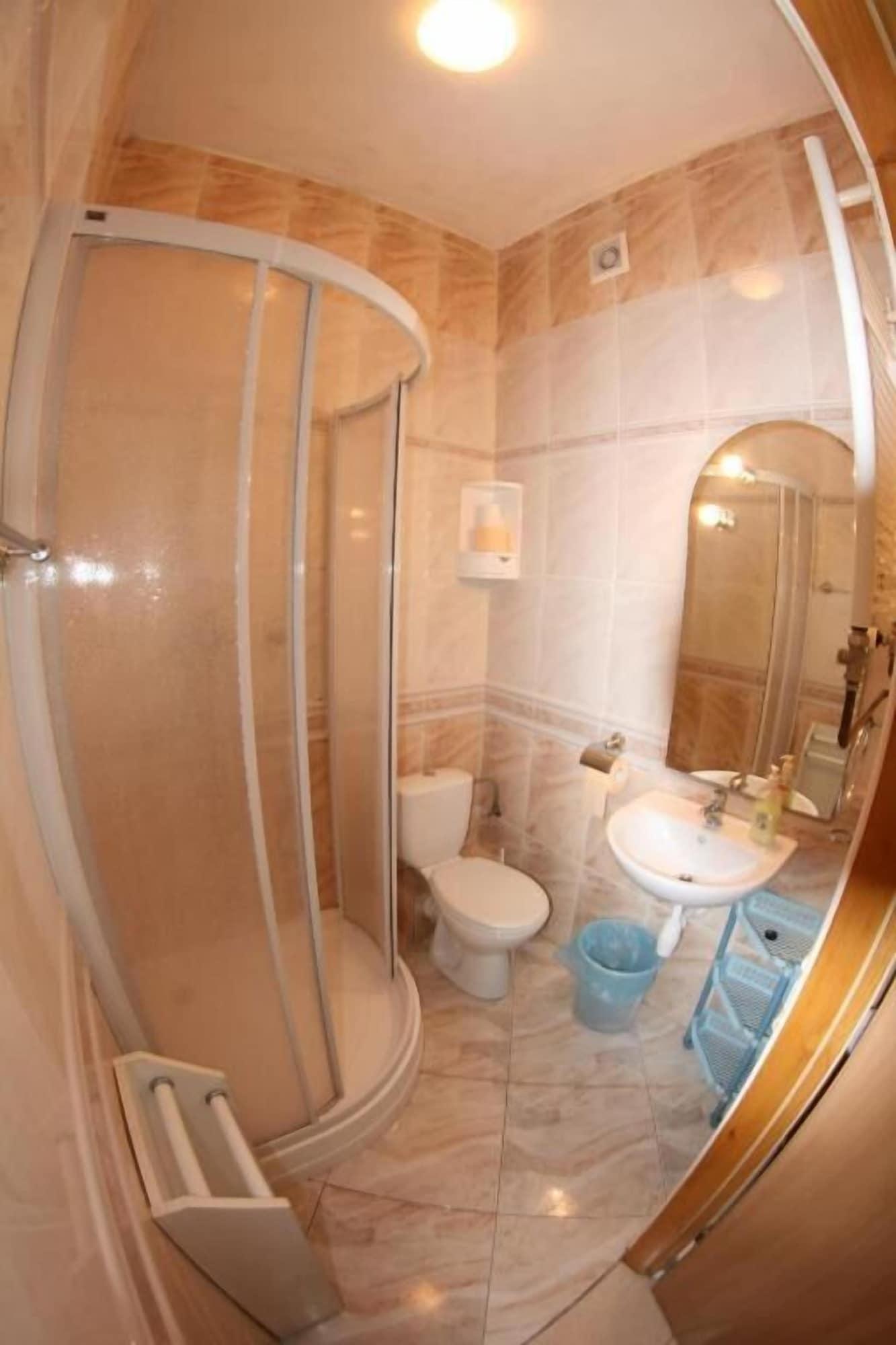 Hotel Daisy Budget Cracovia Exterior foto