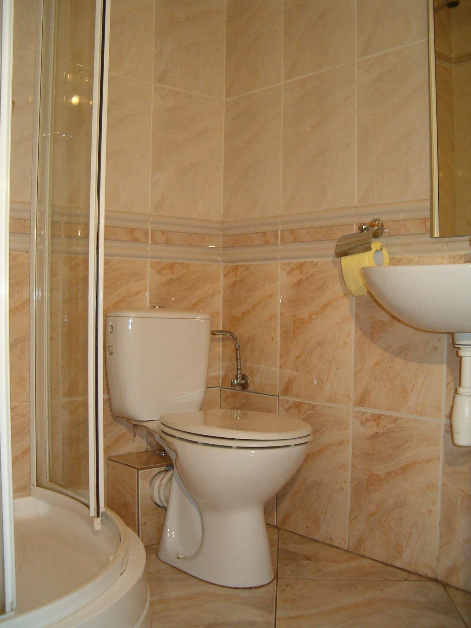 Hotel Daisy Budget Cracovia Exterior foto