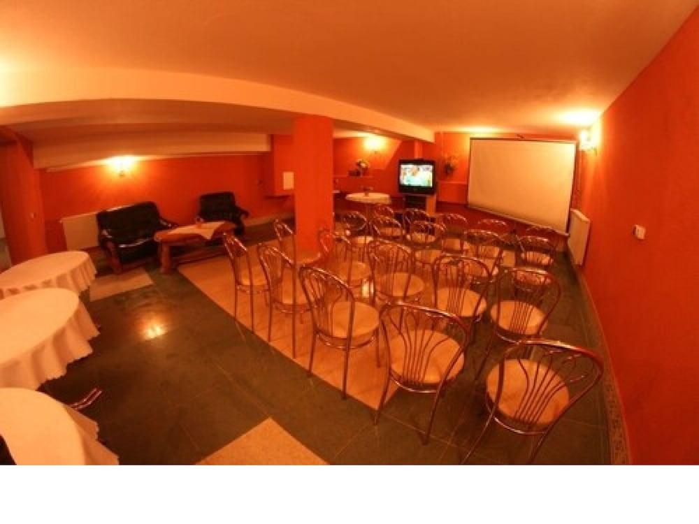 Hotel Daisy Budget Cracovia Exterior foto